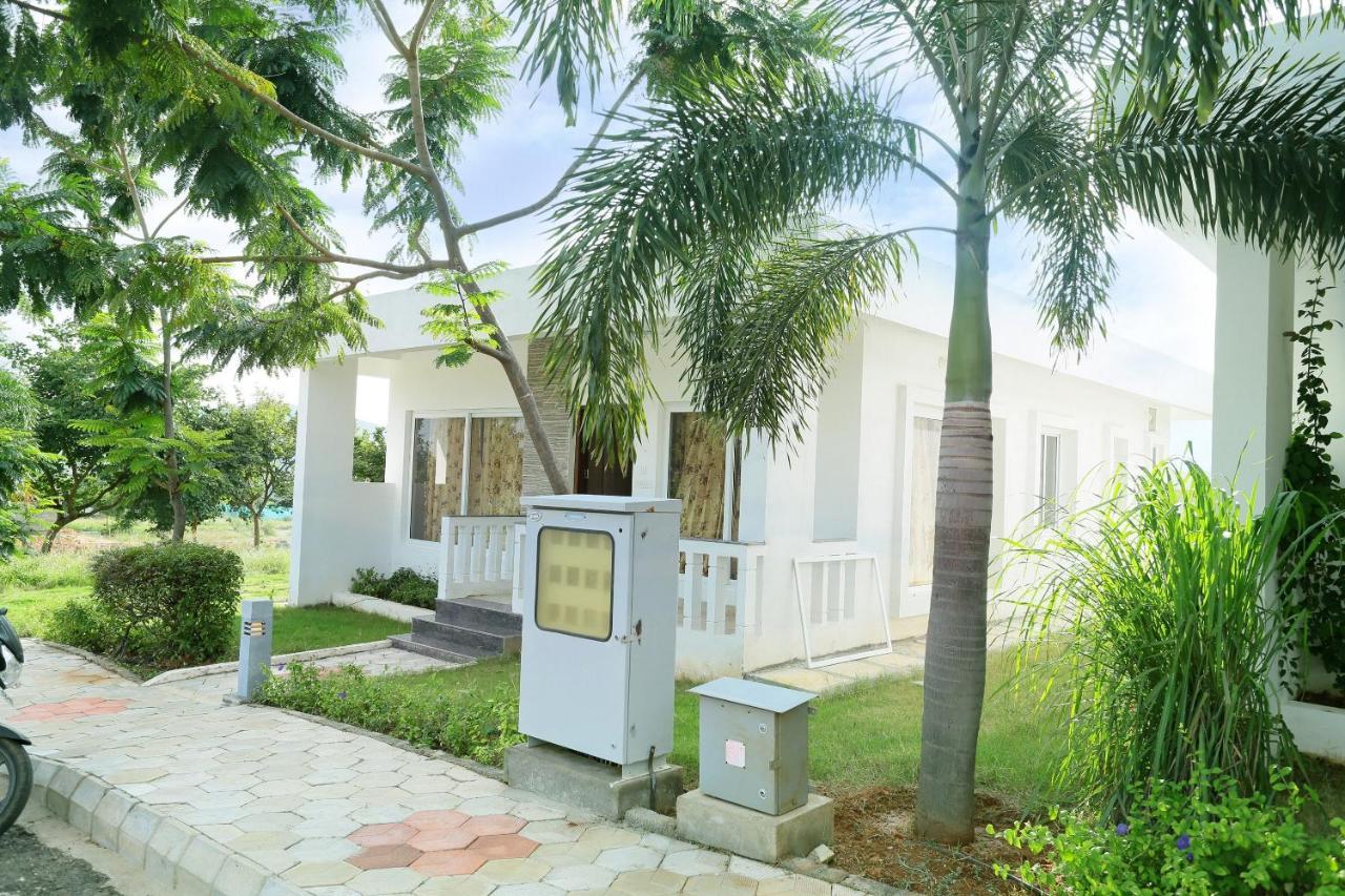 Oyo 24200 Bahri Beautiful Country Hotel Ayyampalaiyam Exterior photo